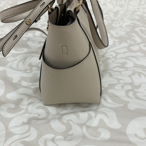 MK Purse saffiano tote - Picture 13 of 16